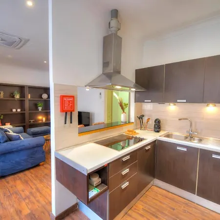 アパート Chic 2bedroom Near Ferries Cesi1-1 スリーマ