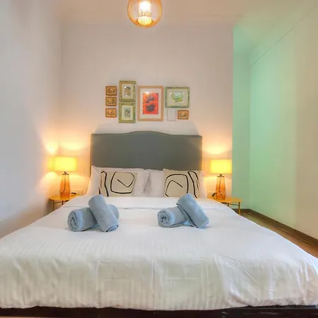 Chic 2bedroom Near Ferries Cesi1-1