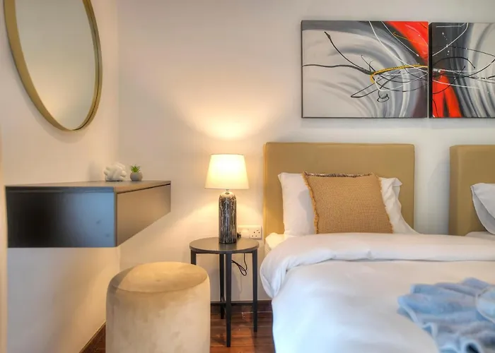 Chic 2bedroom Near Ferries Cesi1-1 *