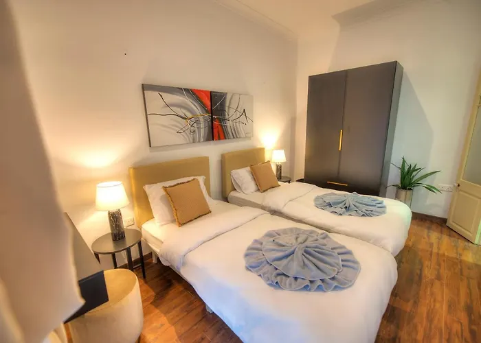 Chic 2bedroom Near Ferries Cesi1-1 Sliema