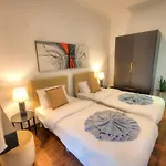 Chic 2bedroom Near Ferries Cesi1-1 Sliema