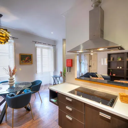 Chic 2bedroom Near Ferries Cesi1-1 Daire